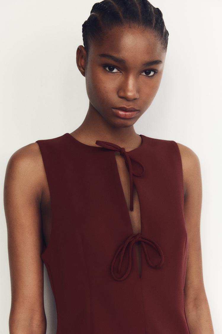 Mini Robe Ajourée Femme - Coupe Slim - Style High Street