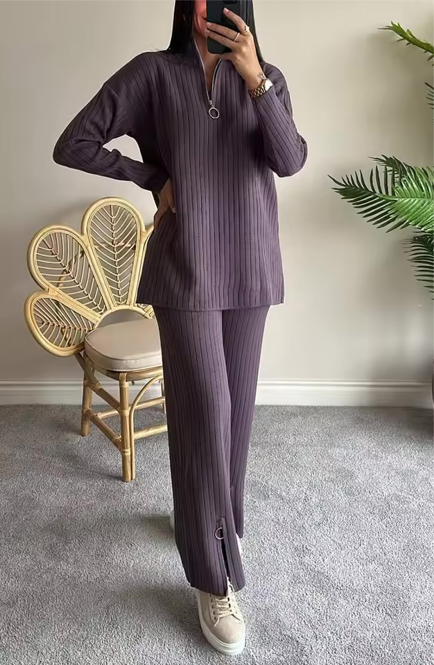 Women's Pants Set - Ribbed Zip Top and Wide Leg Slit Pants - Elegant Outfit - International Fashion