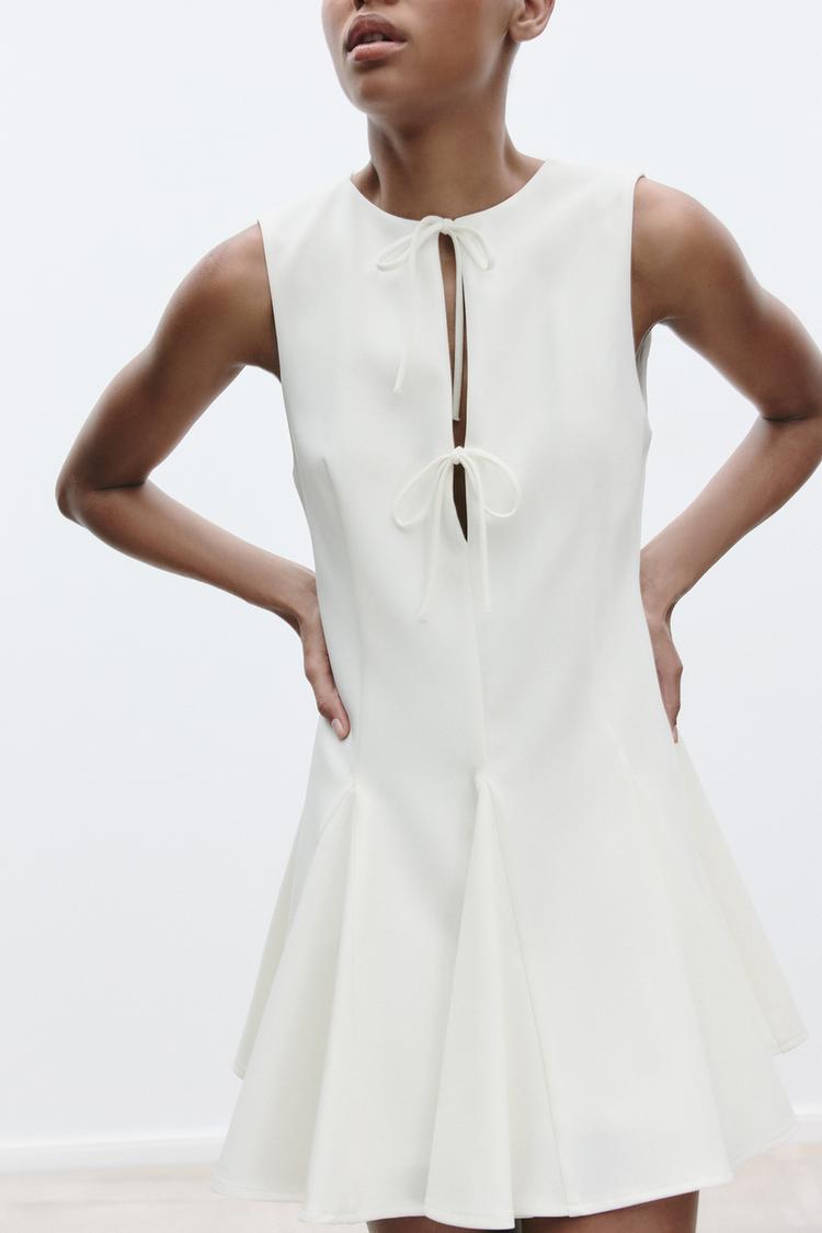 Mini Robe Ajourée Femme - Coupe Slim - Style High Street